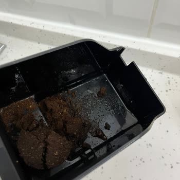 Yeni Alınan Delonghi Kahve Makinesinde Su Sızıntısı Ve Yetersiz Servis Desteği