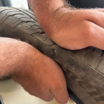 10.000 Km'de Park Halindeyken Patlayan Lastiğe Continental'den Sorumluluk Alınmıyor