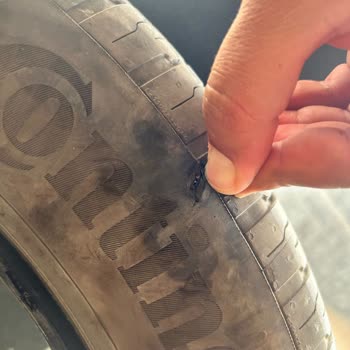 10.000 Km'de Park Halindeyken Patlayan Lastiğe Continental'den Sorumluluk Alınmıyor