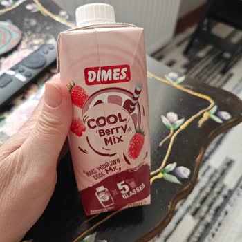 Dimes Cool Berry Mix'te Küf Kokusu Ve Tadı Şoku!