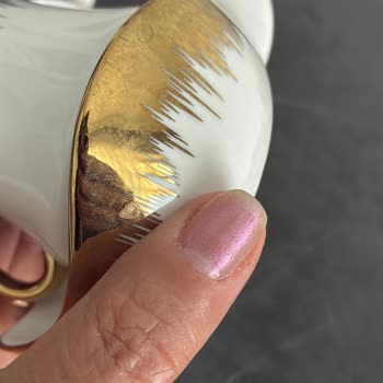 LCW Siparişimdeki Kuğulu Fincan Tabaklarında Leke Sorunu Ve Çözüm Bulamamak