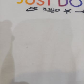 Nike Tişörtte Defolu Ürün Ve Olumsuz İnceleme Sonucu