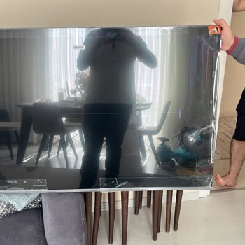 Media Markt Teslim Edilen TV Kırık Çıktı, Çözüm Bekliyorum