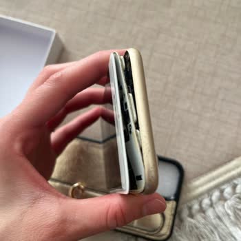 Kendi Kendine Bozulan Telefonumun Sorununun Çözülmesini İstiyorum