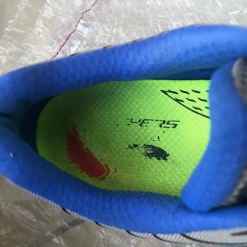 Garantiyle Alınan Ayakkabı Kısa Sürede Yırtıldı, Mağduriyetim Giderilmedi