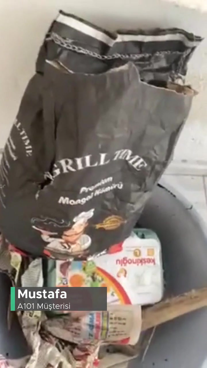 A101 Grill Time Kömür Un Ufak Oldu! videonun kapak resmi
