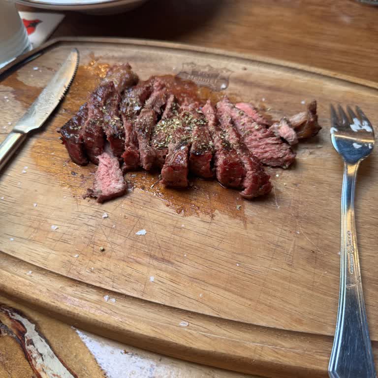 Etçi Mehmet Florya Şubesinde Yemeğimden Kıl Çıktı, Ücret İadesi Yapılmadı