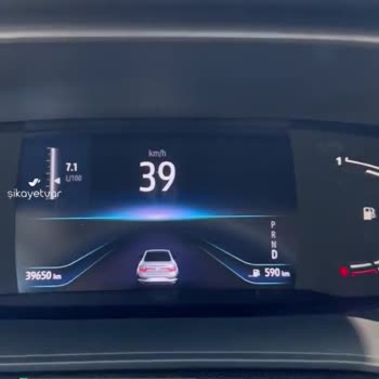 Renault 2023 Megane 1.3 Tce EDC - 3. Vitesten 4' Geçerken Gelen Vuup Sesi