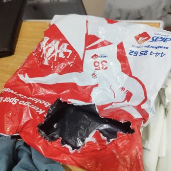 Kargomdan Kolyem Çalındı Ambalajı Açılmış Şekilde Teslim Edildi