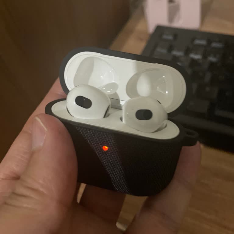 Airpods 3 Kılıfı Kutudan Çıkmıyor, Bluetooth Tuşuna Erişemiyorum