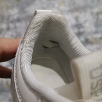 Bir Ayda Aşınan Ayakkabıya Kullanıcı Hatası Denildi