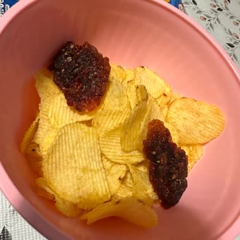 Ruffles Cips Paketinden Çıkan Yabancı Maddeler Ve Yoğun Yağ Kokusu Şaşkınlığı