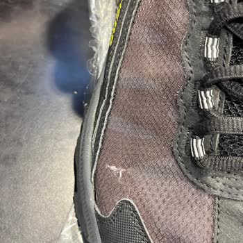 Skechers Ayakkabım 2 Haftada Yırtıldı, Garanti Desteği Verilmedi