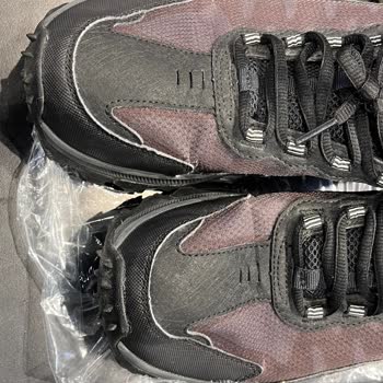 Skechers Ayakkabım 2 Haftada Yırtıldı, Garanti Desteği Verilmedi