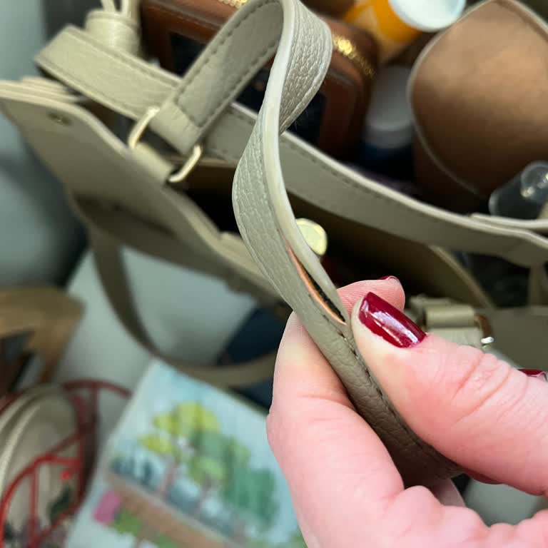 Aldığım Çanta 5 Kullanımda Soyuldu, Ne Trendyol Ne Derimod Çözüm Sunuyor!