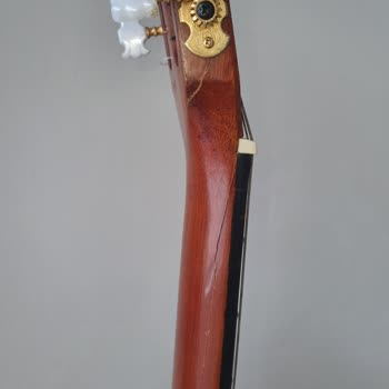 Kırık Gitar Mağduriyeti: Dolap Ve Kargo Şirketi Arasında Kaldım