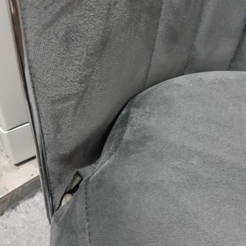 Deren Home Kısa Sürede Kırılan Sandalyeler Ve Kötü Malzeme Kalitesi