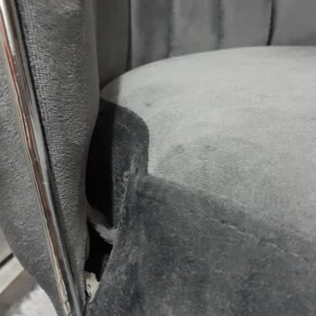 Deren Home Kısa Sürede Kırılan Sandalyeler Ve Kötü Malzeme Kalitesi