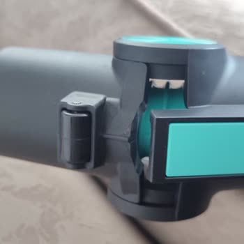 Süpürge Kırılan Parçası Nedeniyle Sürekli Arızalanıyor, Mağduriyetim Giderilmiyor