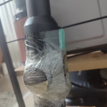 Süpürge Kırılan Parçası Nedeniyle Sürekli Arızalanıyor, Mağduriyetim Giderilmiyor