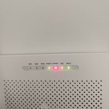 Gece Yarısı İnternet Kesintisi Ve Yetersiz Müşteri Hizmeti