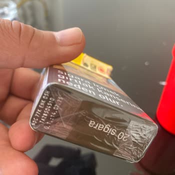 Pahalı Sigarada Tütün Yerine Odun Parçaları Ve Düşük Kalite Mağduriyeti