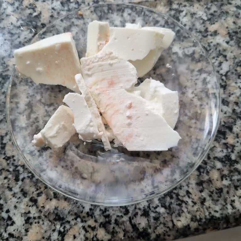 Bahçıvan Süzme Peynirde Kırmızı Küf Ve Güven Sorunu