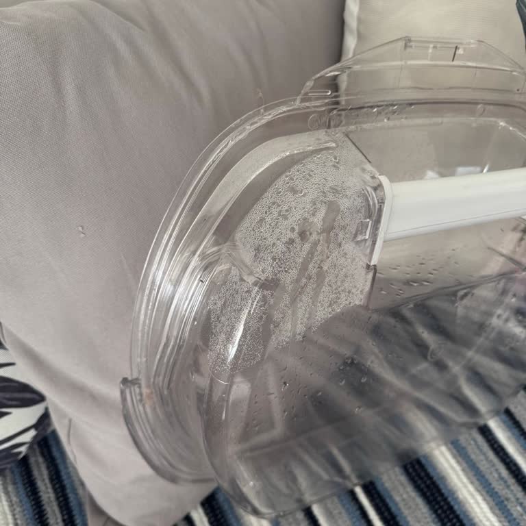 Hoover H-Dry 300 Kurutma Makinesi Su Haznesi Kapağı Kolayca Kırıldı