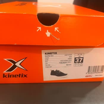 Kısa Sürede Yıpranan Çocuk Ayakkabısı Ve İlgisiz Mağaza Deneyimi