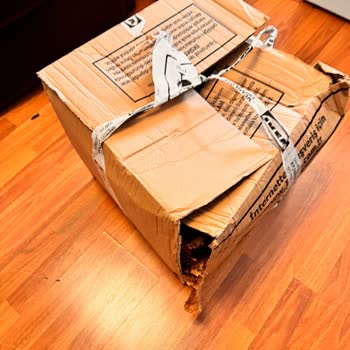 Kargo Ücretine Rağmen Ürünlerin Hasarlı Ve Eksik Teslim Edilmesi