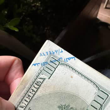 QNB Türkiye ATM'den Verilen Kusurlu Dolar Ve Müşteri Hizmetlerinde Geri Dönüş Sorunu