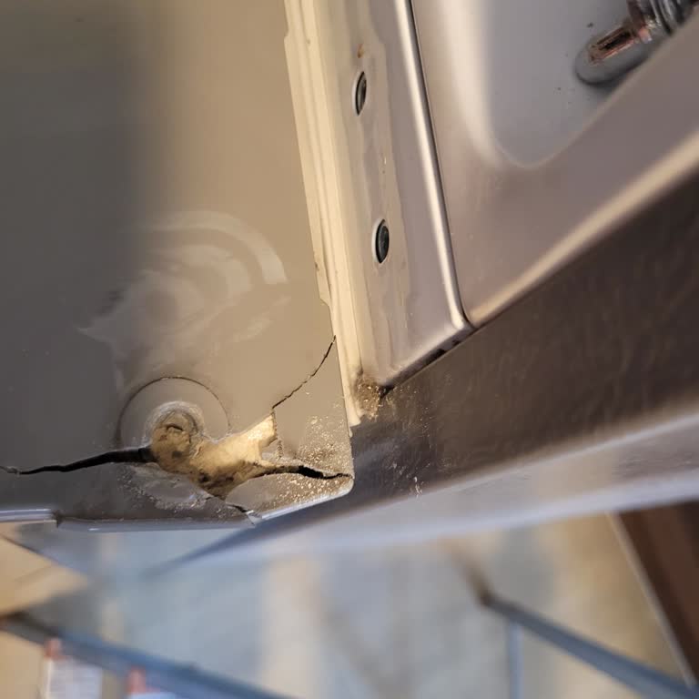 LG Yetkili Servis Çözüm Sunmadı Mağdur Oldum