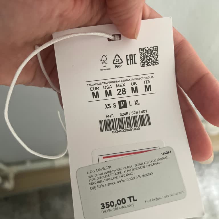 Kasiyerin İlgisiz Ve Saygısız Tavrı Mağaza Deneyimimi Olumsuz Etkiledi