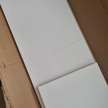 Hasarlı Kitaplık, Kayıp Zaman: IKEA'dan Hayal Kırıklığı