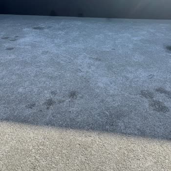 Aquazemin Taş Halı Uygulaması Kısa Sürede Aşındı, Firma İlgisiz!