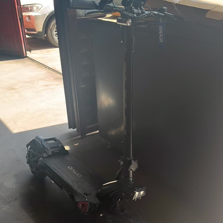 Onvo RX6 Scooter'da Çift Çeker Modunda Gaz Kesme Sorunu Çözülmedi