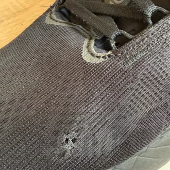 My Asics Shoes from Marlin Spor Cracked in 1 Month and I Still Can’t Get a Refund