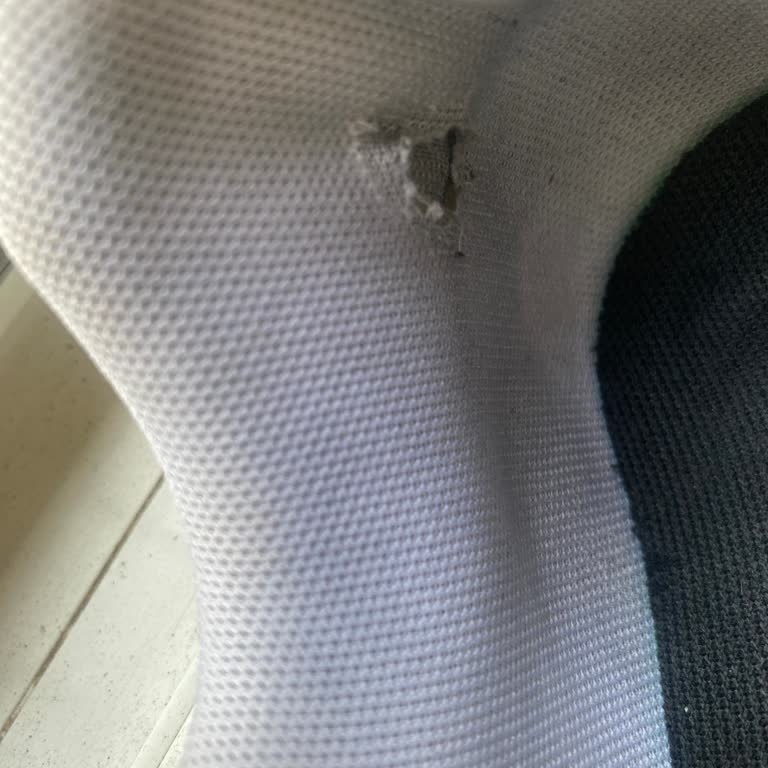 3 Ayda Deforme Olan Ayakkabı Hayal Kırıklığı Yarattı