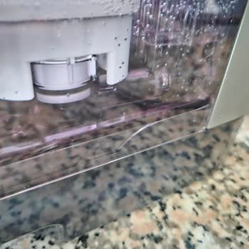 Yeni Alınan Kahve Makinesinin Su Haznesinde Çatlak Var