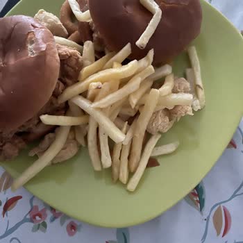 Siparişler Sürekli Soğuk Ve Eksik Geliyor, Müşteri Hizmetleri Çözüm Sunmuyor