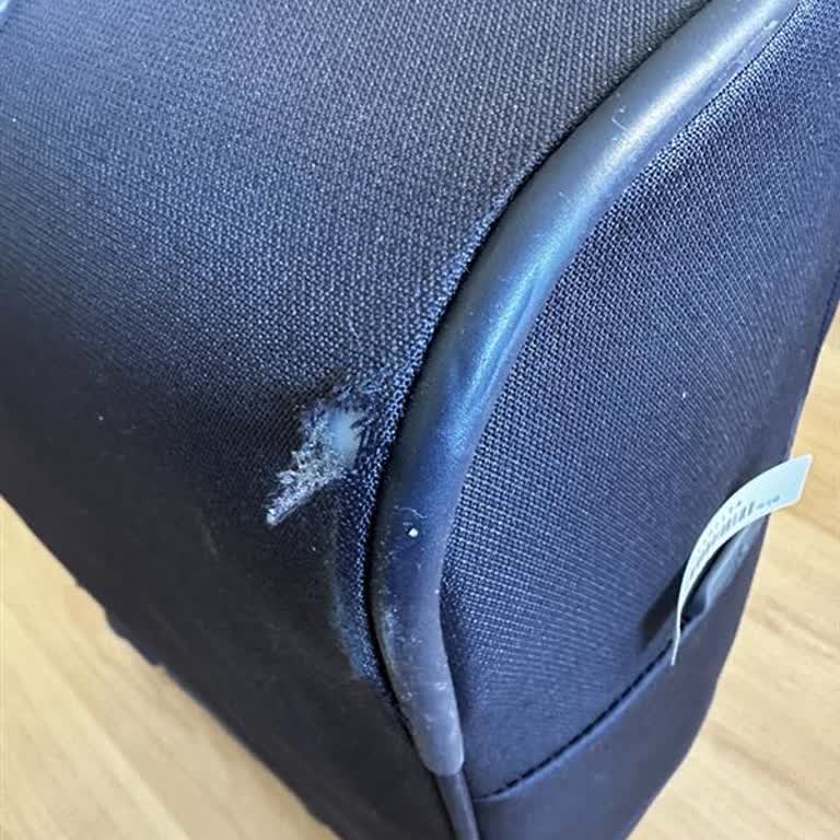 Ajet Havayolu Kaynaklı Valiz Hasarı Ve Yetersiz Müşteri Hizmeti