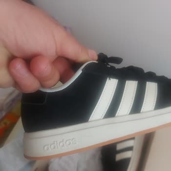 Deichmann Ve Adidas'tan Aldığım Ayakkabıda Yaşadığım Garanti Ve Değişim Sorunu