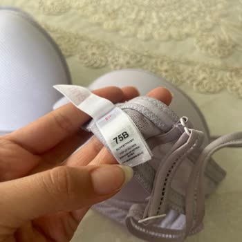 Penti Sütyen İlk Yıkamada Renk Değiştirdi