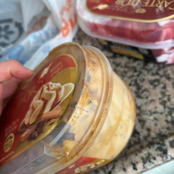 Migros Sanal Marketten Erimiş Ve Açılmış Ürün Teslimatı