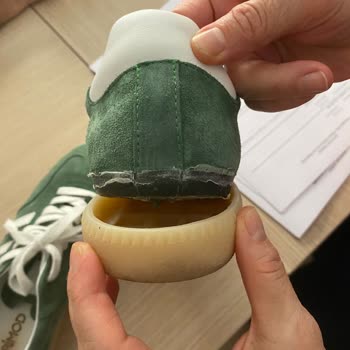 Ayakkabımın Tabanı Kısa Sürede Ayrıldı, Mağaza Yardımcı Olmadı