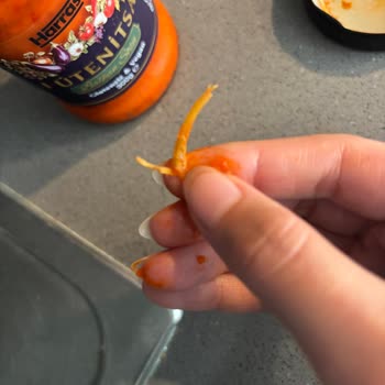 Harras Aldığım Üründen Çıkan Sert Cisim Güvenimi Sarstı