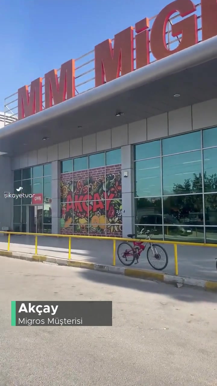 Migros'ta Kasiyer Problemi videonun kapak resmi