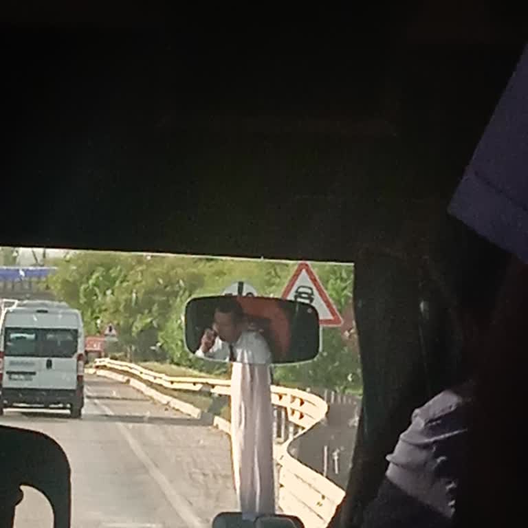 Es Turizm Seferinde Sürekli Gecikme Ve Gereksiz Duraklamalar