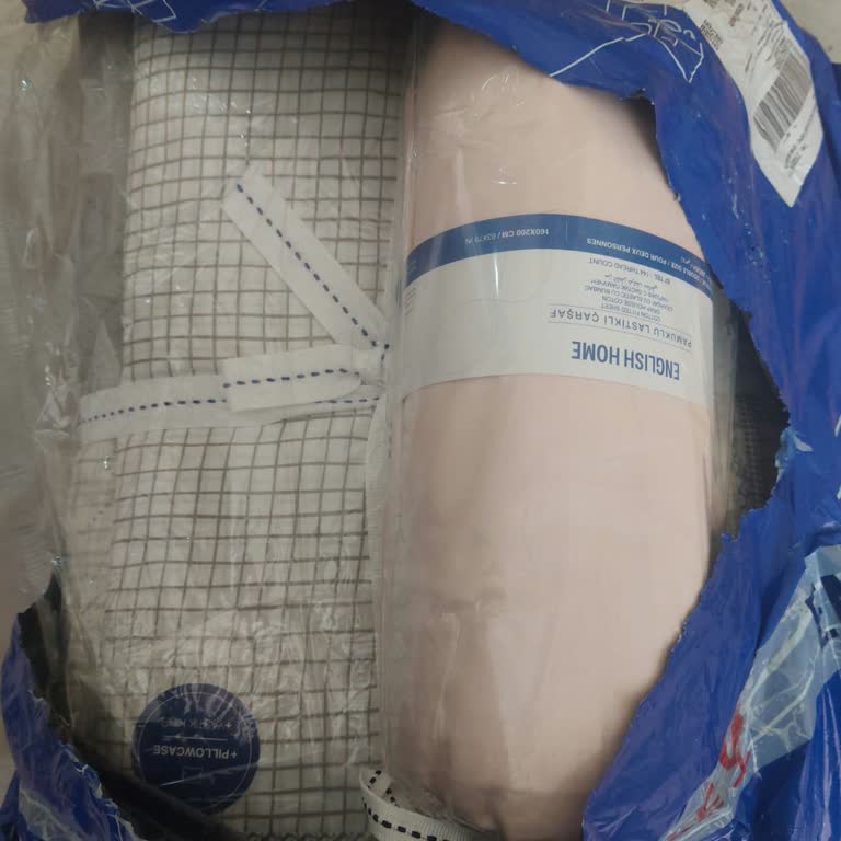 Eksik Ürün Ve Yırtık Paketle İlgisiz Teslimat