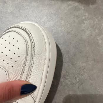 Calvin Klein Ayakkabıda Kısa Sürede Açılma Ve İlgisiz Müşteri Hizmeti